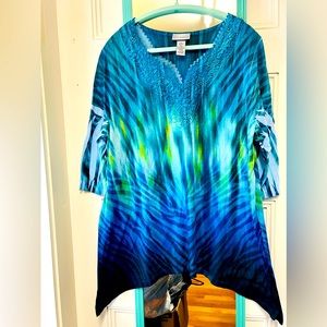 EUC Catherines 14/16W Blue Full Sleeve Shirt